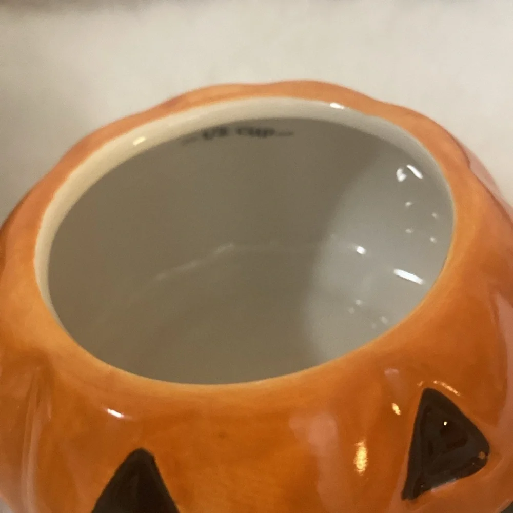 10 Strawberry Street Stacking Jack o Lantern Measuring Cups